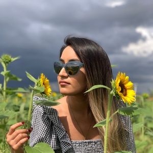 Meet your Posher, Silvana